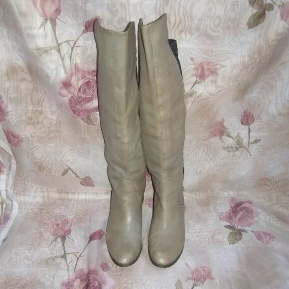Vintage size 9 Charles David Taupe Leather Knee High Boots - Picture 2 of 13